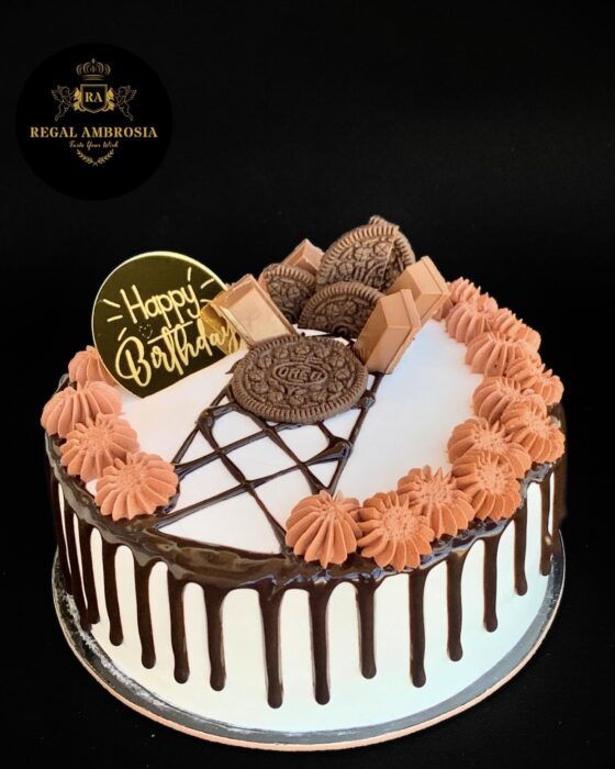 RA Oreo Kitkat Cake